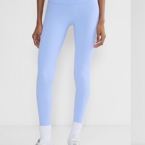 ARITZIA - BUTTER Cheeky Infinite Hi-Rise 26” Legging